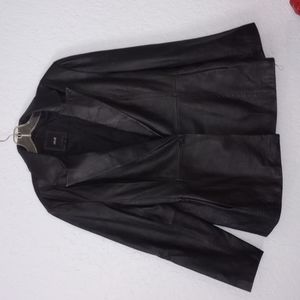 JLC Women's 100% leather jacket sz L